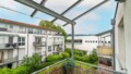 Überdachter Balkon dieser 2-Zimmer-Wohnung