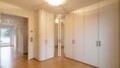Großer hochwertiger Einbauschrank in Weiß