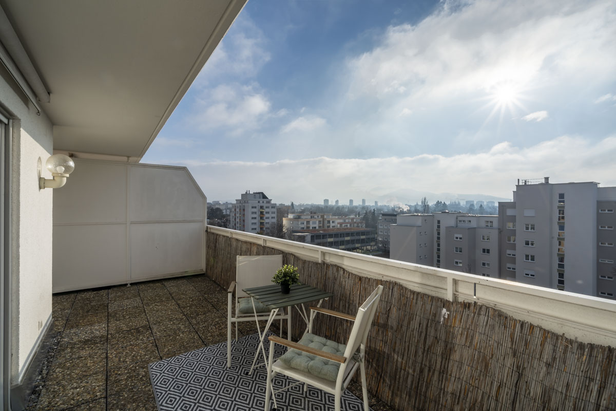 HOME STAGING 1-ZIMMER-WOHNUNG FREIBURG-BETZENHAUSEN KROß IMMOBILIEN Immobilienmakler in Freiburg und Region